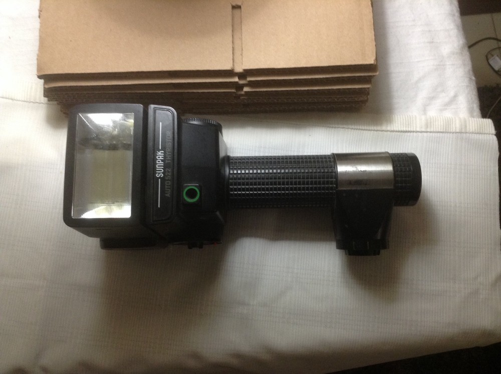 Sunpak Auto 522 Thyristor Handle Mount Flash with Battery Inserts Tested