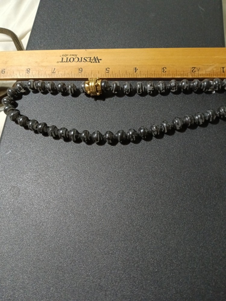 magnetic marble black bead necklace