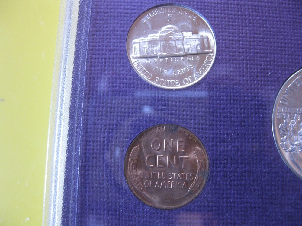 1945 P US Mint Set Brilliant Uncirculated!