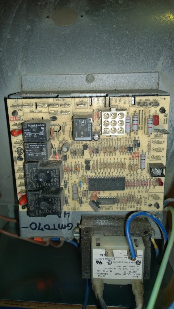 Goodman GMT0704A Control Board