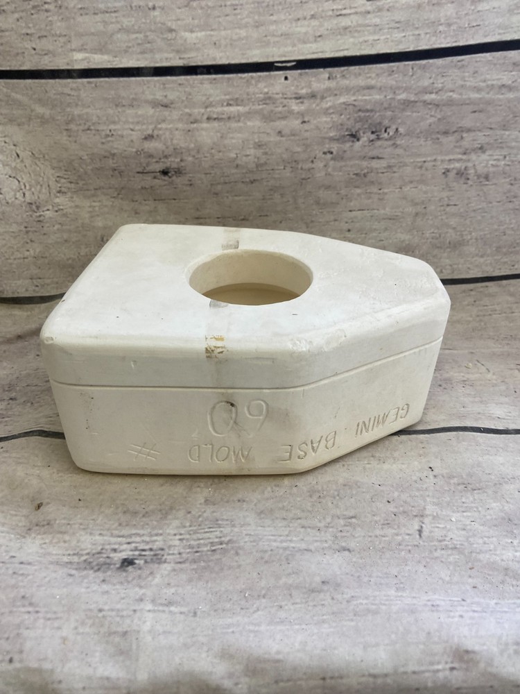 Gemini Ceramic Casting Slip Mold Round Base #60