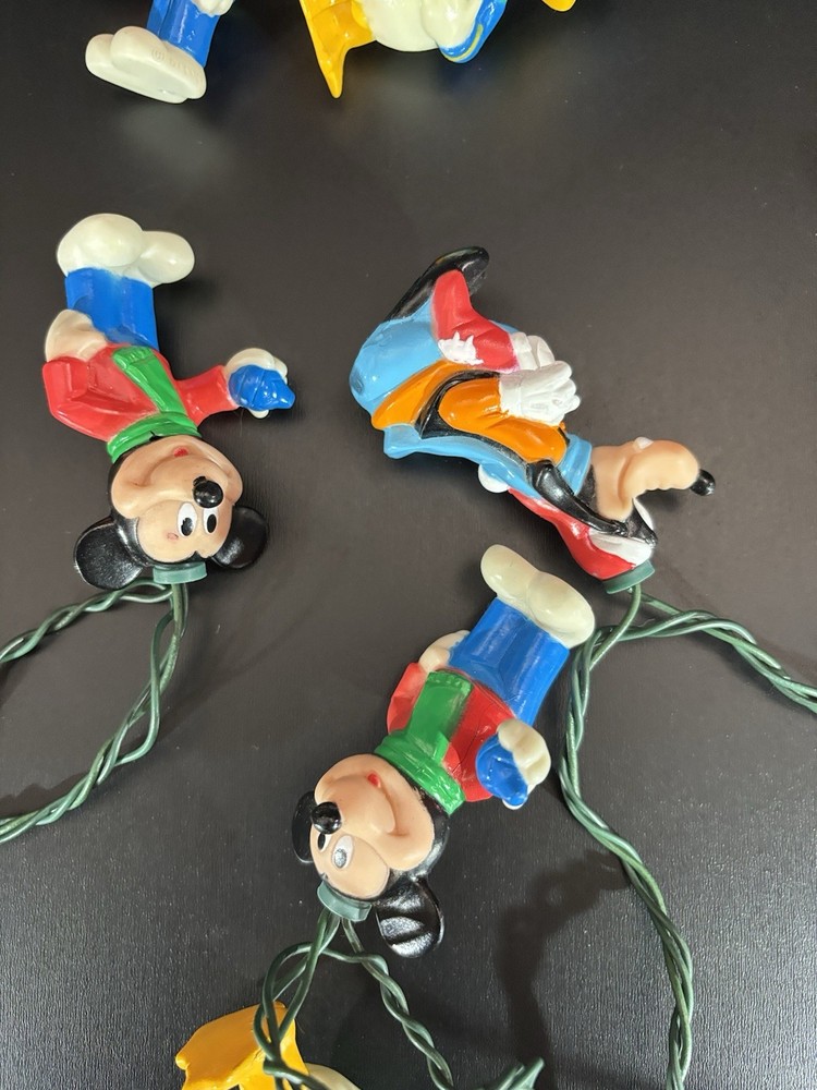 Disney Mickey Mouse & Friends 10 Christmas Tree String Lights