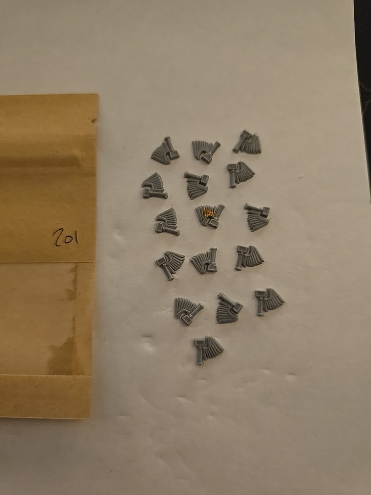 Dwarfs Dwarf Warriors Shield Decorations Warhammer Fantasy WHFB Bits