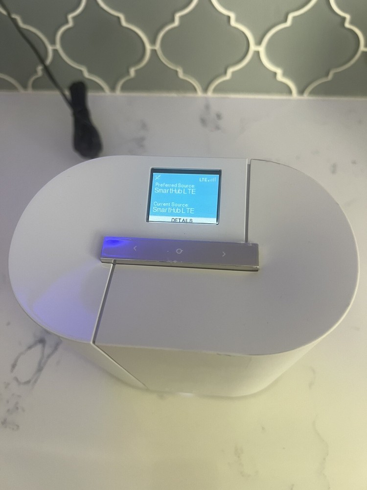 Verizon Smart Hub in Excellent Working Condition