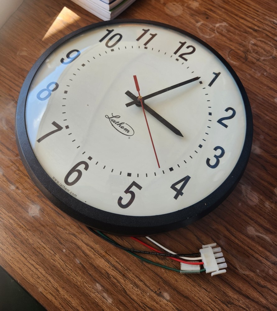 LATHAM 14"SCHOOL WALL CLOCK USED UNTESTED