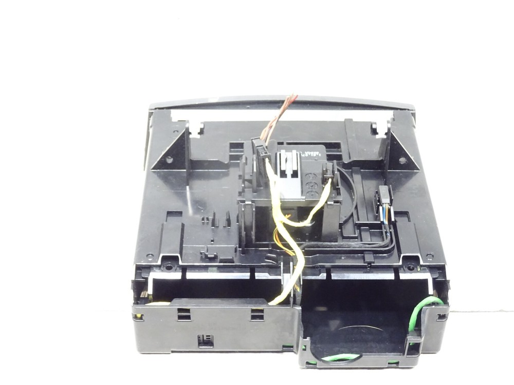 2006 MERCEDES E CLASS W211 HAZARD SWITCH PANEL WITH CD CHANGER A2116800552