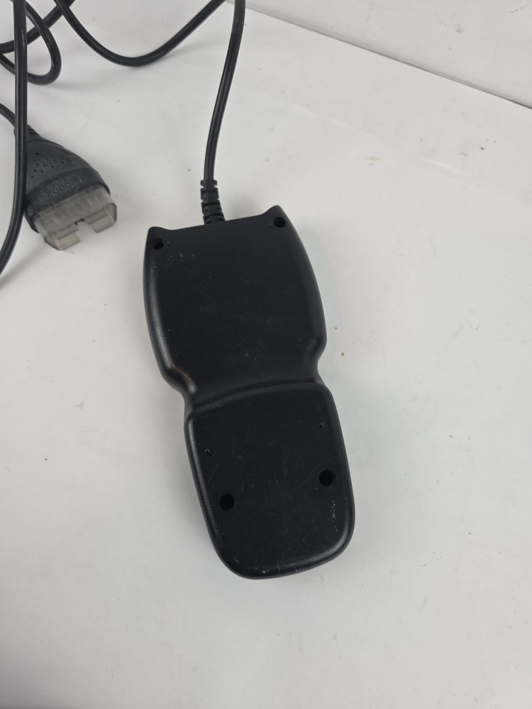 Innova FixAssist 3100RS OBD2 Scanner Battery ABS Check Engine Reset - USED