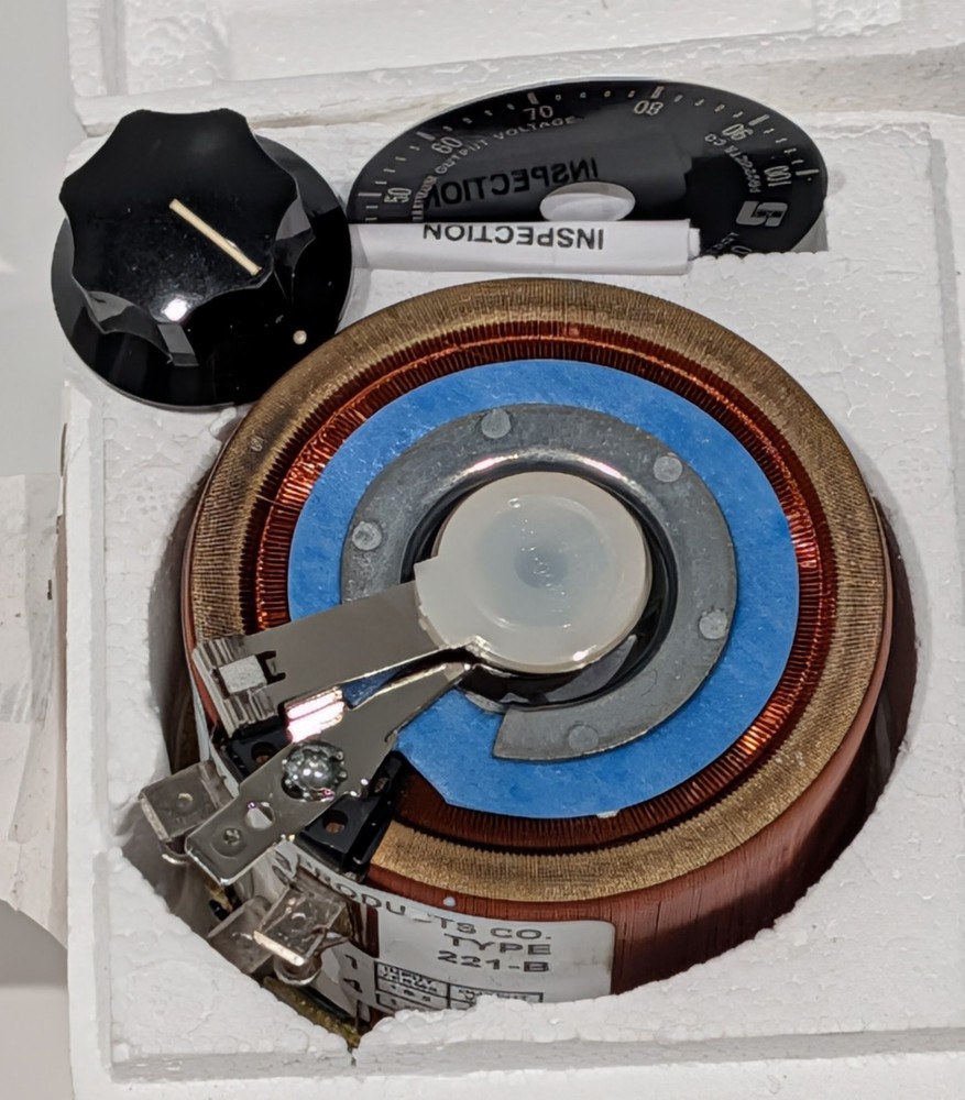 Staco Energy 221-B Variable Transformer 120v New