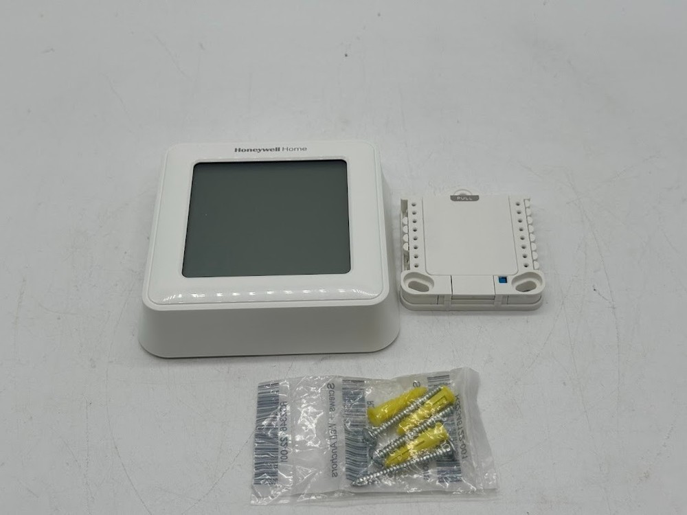Honeywell 7 Day Programmable Thermostat (RTH8560D)