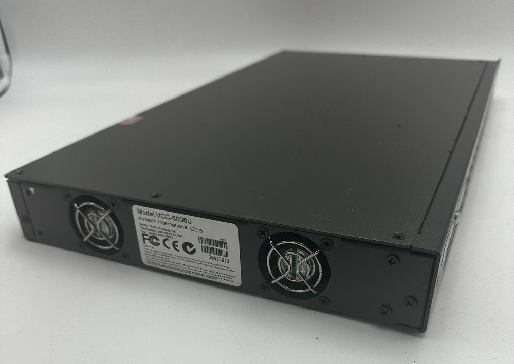 Avitech VCC8008U 4 DVI and 4 SDI Octo Split-Preowned