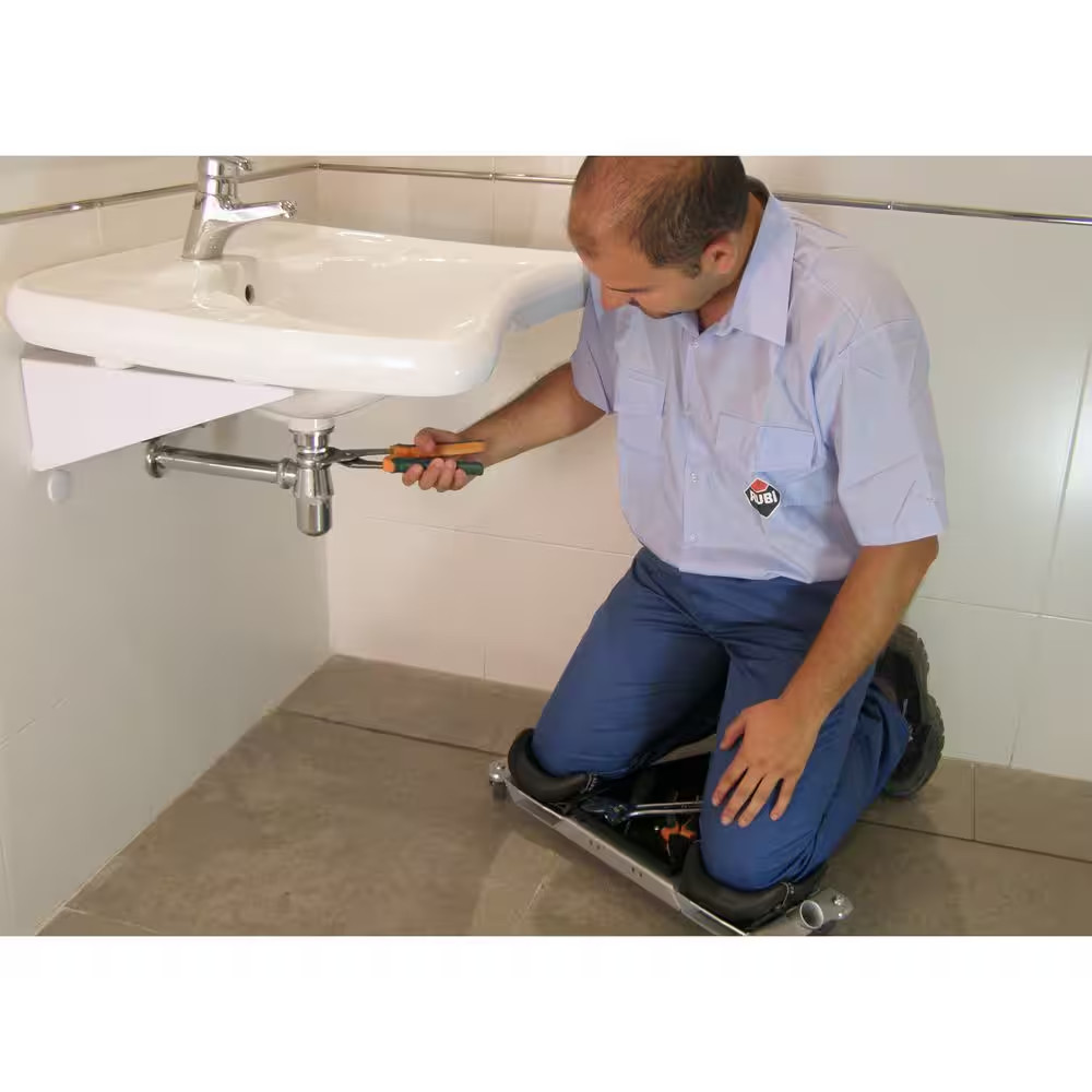 SR1 Knee Pads and Ergonomic Seat