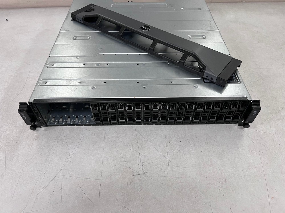 Dell MD3820i PowerVault 24-Bay SAS Drive Array
