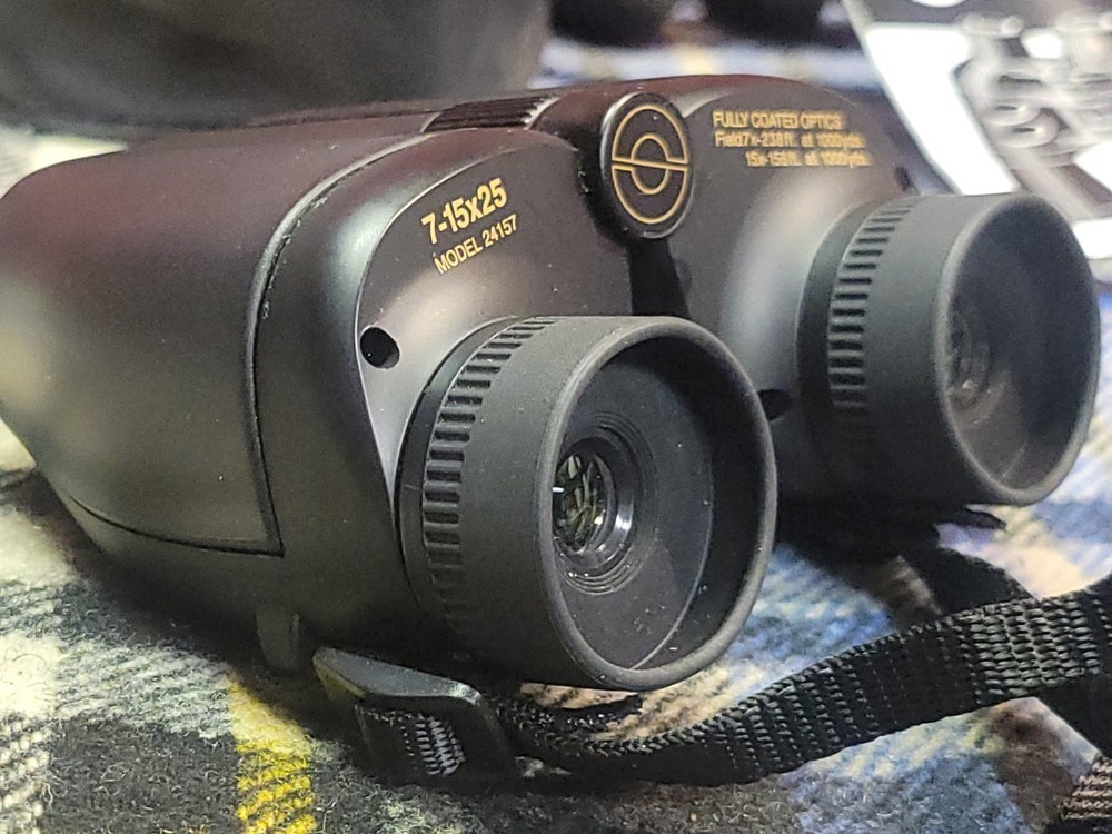 Simmons Binoculars 7-15x25 Compact With Case