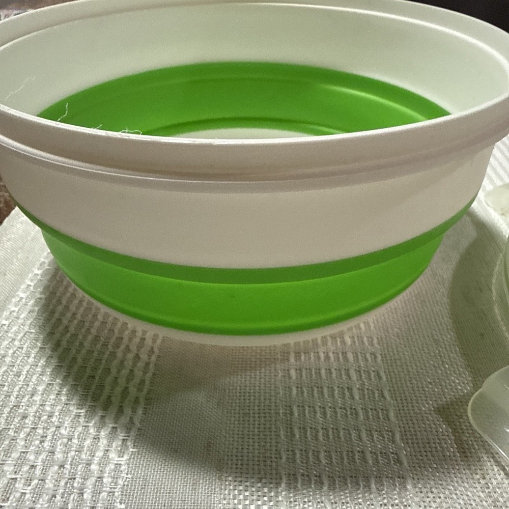 Weight Watchers Collapsible Steamer Bowl