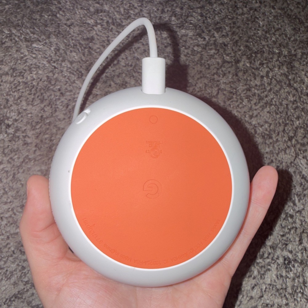 Google Home Mini Smart Speaker Gray, Type A Plug, Google Assistant