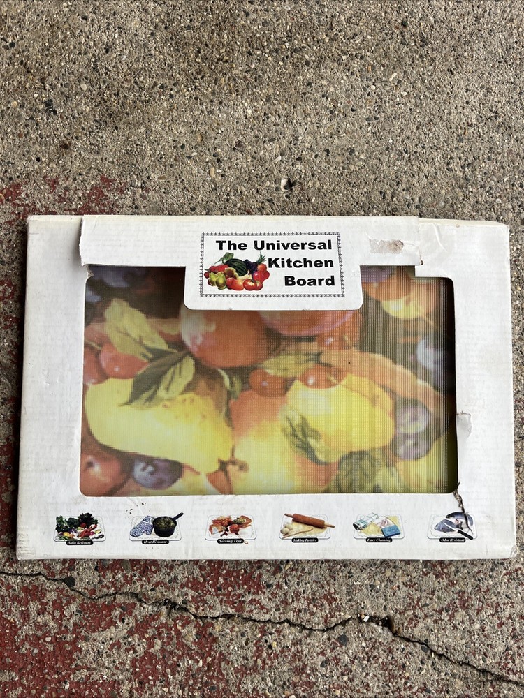 The Universal Kitchen Board, Hard Glass Fruit NOS Pears Blueberries