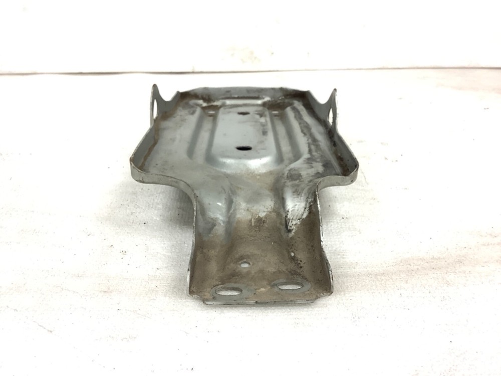 97-01 Honda CRV Base Battery Setting Support Tray Bracket Holder Mount Used OEM