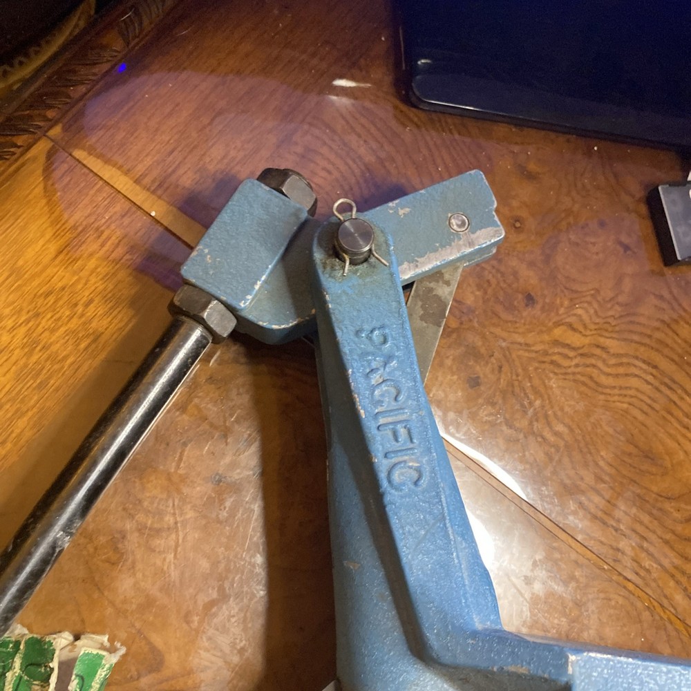 Pacific Standard Shell Reloading Press With RCBS Shell Holder Ram