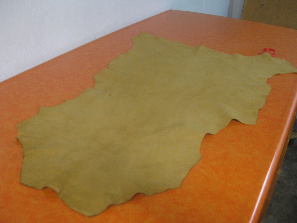 Nubuck Deer Leather  #0018011 Row 145