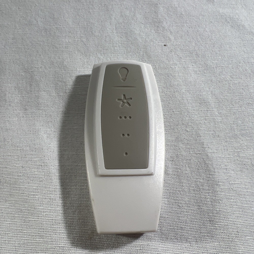 Hampton Bay K1131-01 Hunter Universal Ceiling Fan Remote Control 99110