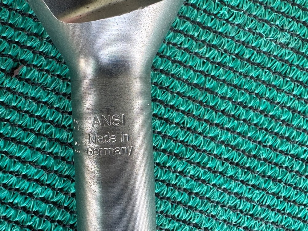 Bosch Germany 1-1/2"x23" Concrete Masonry SDS Drill Bit