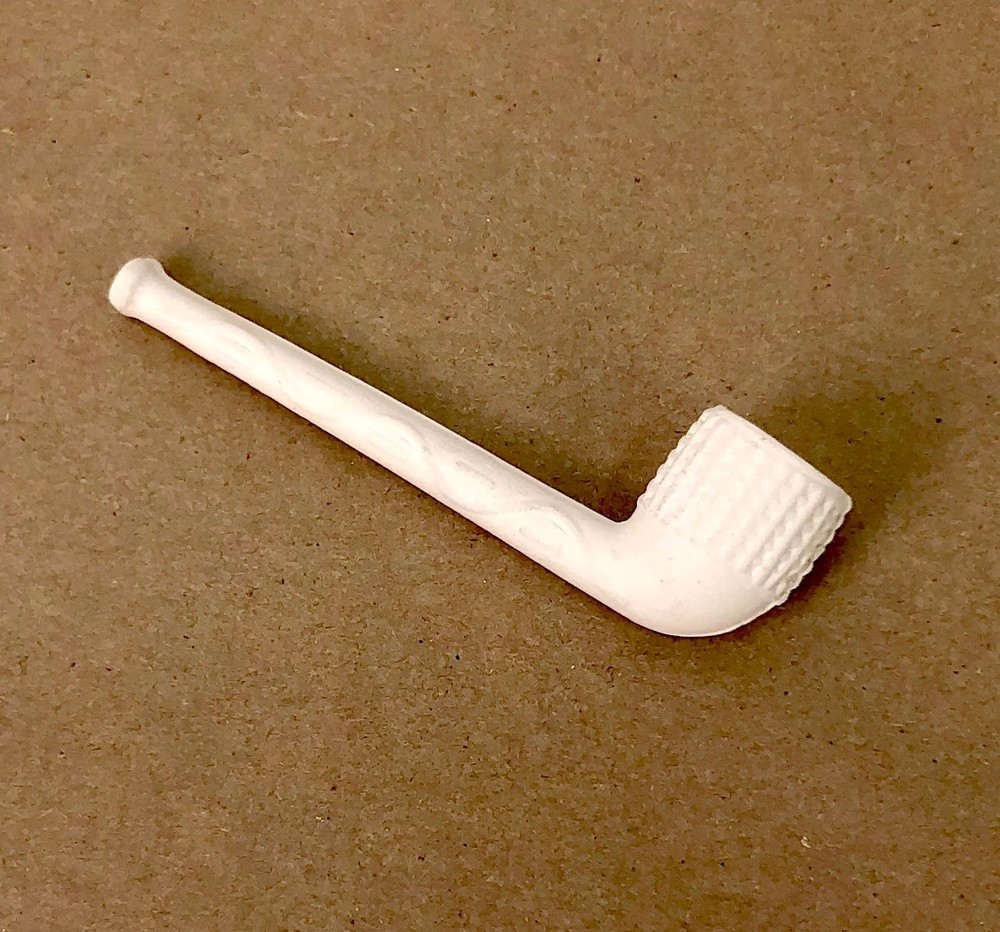 Small Clay Pipe with Basket Pattern Bowl - 2 pieces