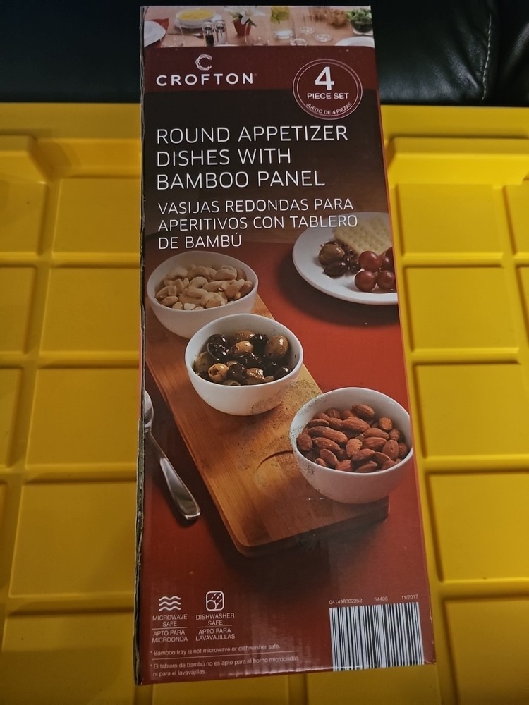 Crofton Round Appetizer Dishes With Bamboo Panel 4 Piece Set