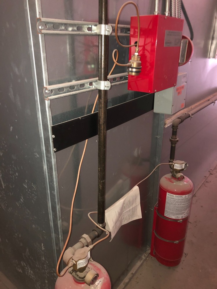 Used Paint Booth-Standard tools and equipment cross flow unit