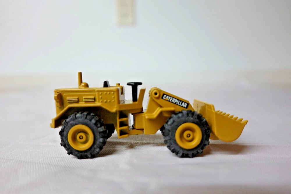 NZG 112 CATERPILLAR 920 WHEEL LOADER   1:87 SCALE