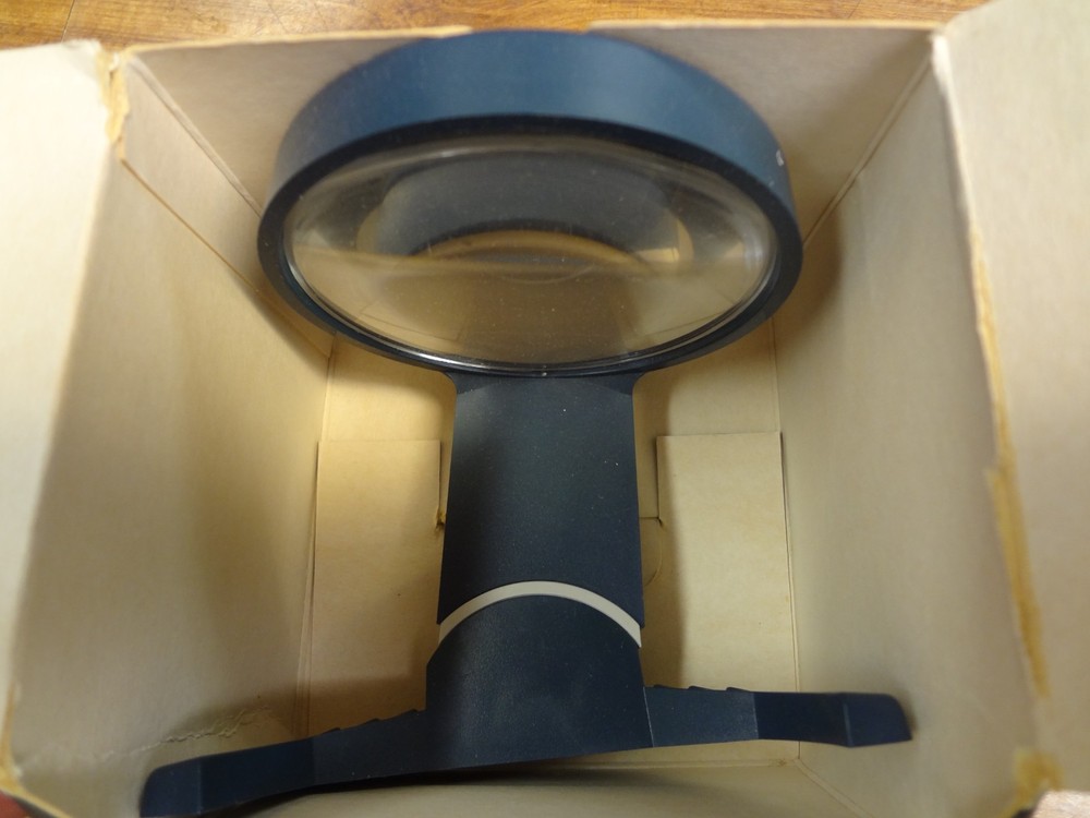 Coil Hi-Power Aspheric Fixed Stand Magnifier -3x