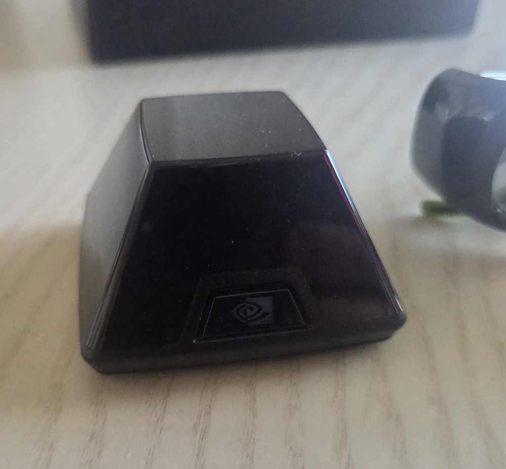 NVIDIA 3D Vision Wireless Glasses Model P854 Box
