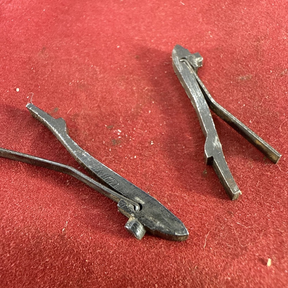 One (1) 39A Ejector - New Style, USED K 0239