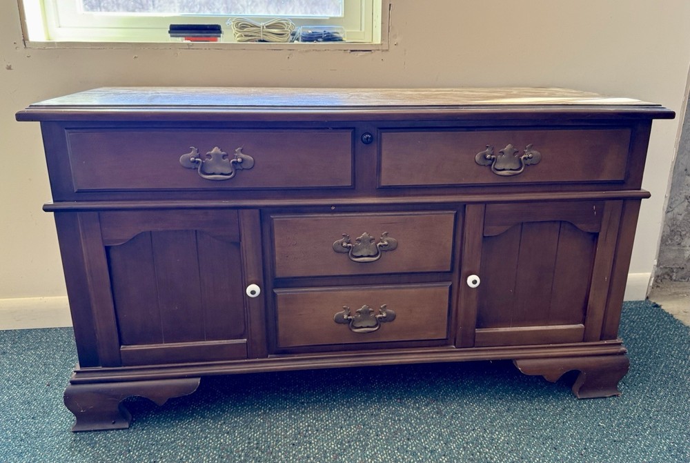 Lane Cedar Chest Antique