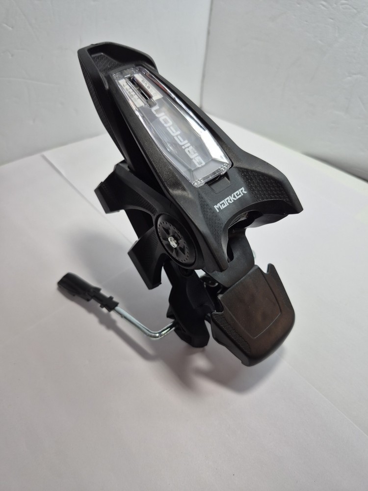 MARKER GRIFFON SKI BRINDINGS PART ONLY - MISSING ATTACHMENT -
