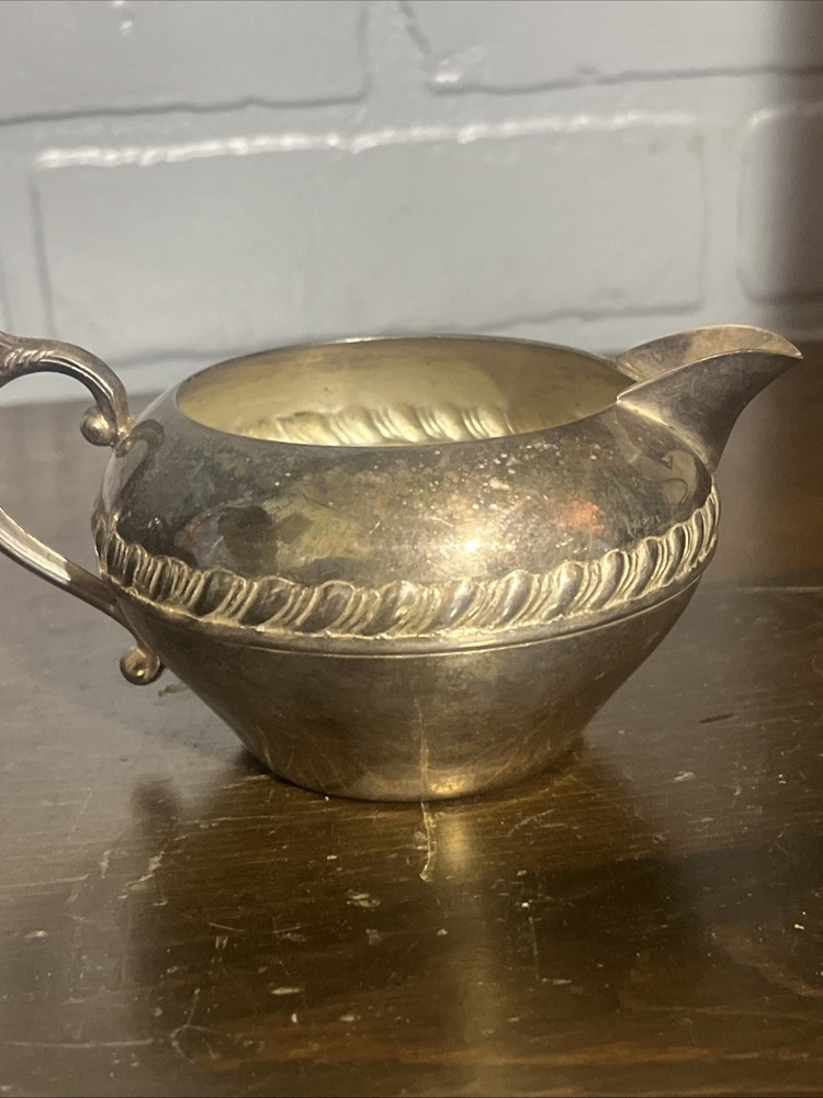 silver-plated sugar and creamer set