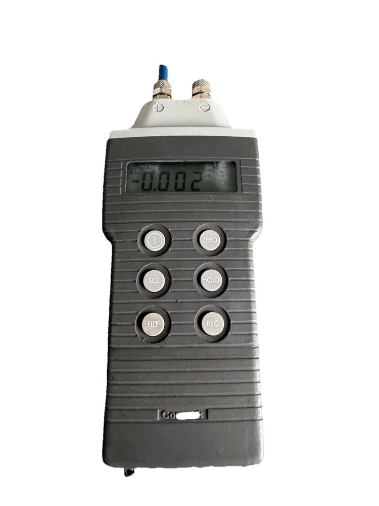 COMARK C9557 PRESSURE METER