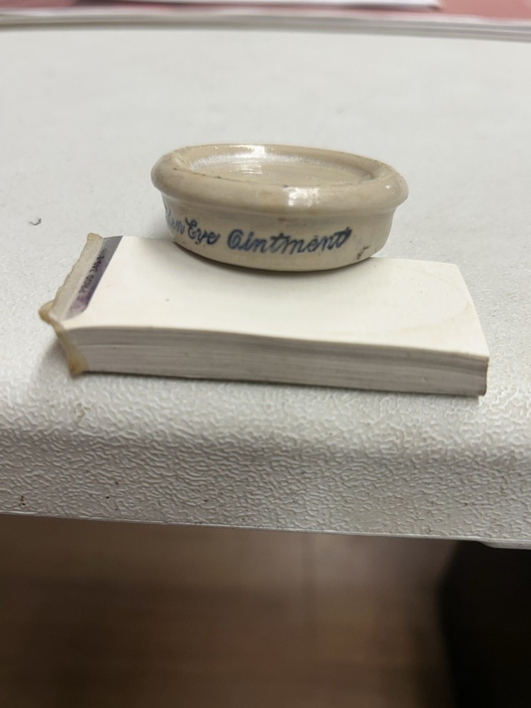 Singleton Golden Eye Ointment