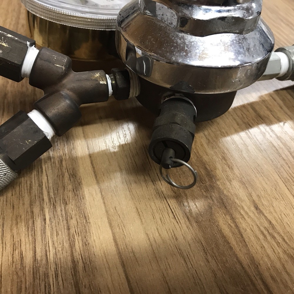 AIR SYSTEMS REG-3000 Air Pressure Regulator