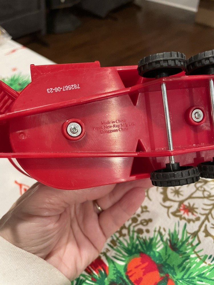 New Ray Plastic Feed Auger