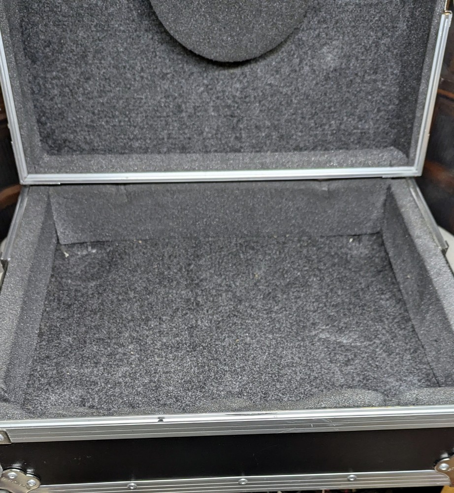 Odyssey innovative design turntable case