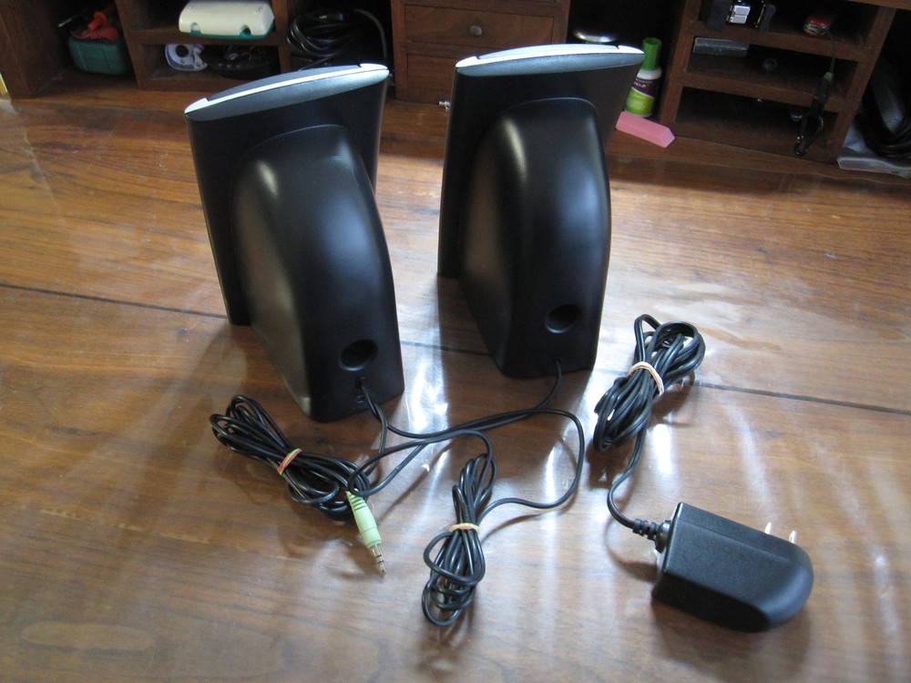 Diamond Audio Technology Model G-Max 2000 Portable Speaker System