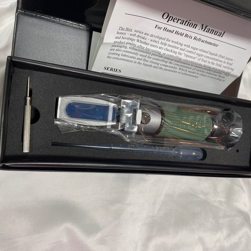 NEW Brix Series Refractometer Hand-Held Analytical