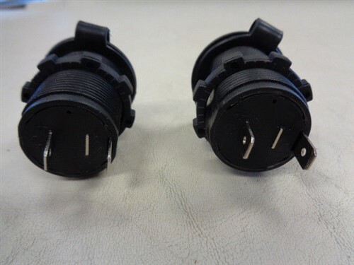 12 VOLT SOCKET OUTLET PAIR (2) BLACK MARINE BOAT