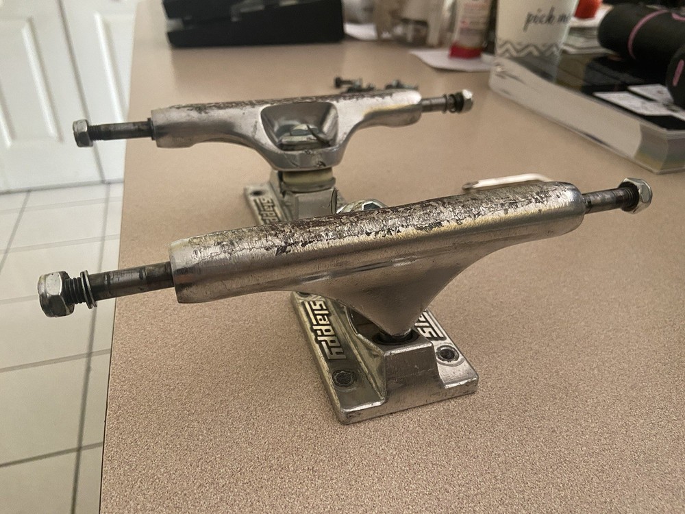 Slappy Trucks 8.25”