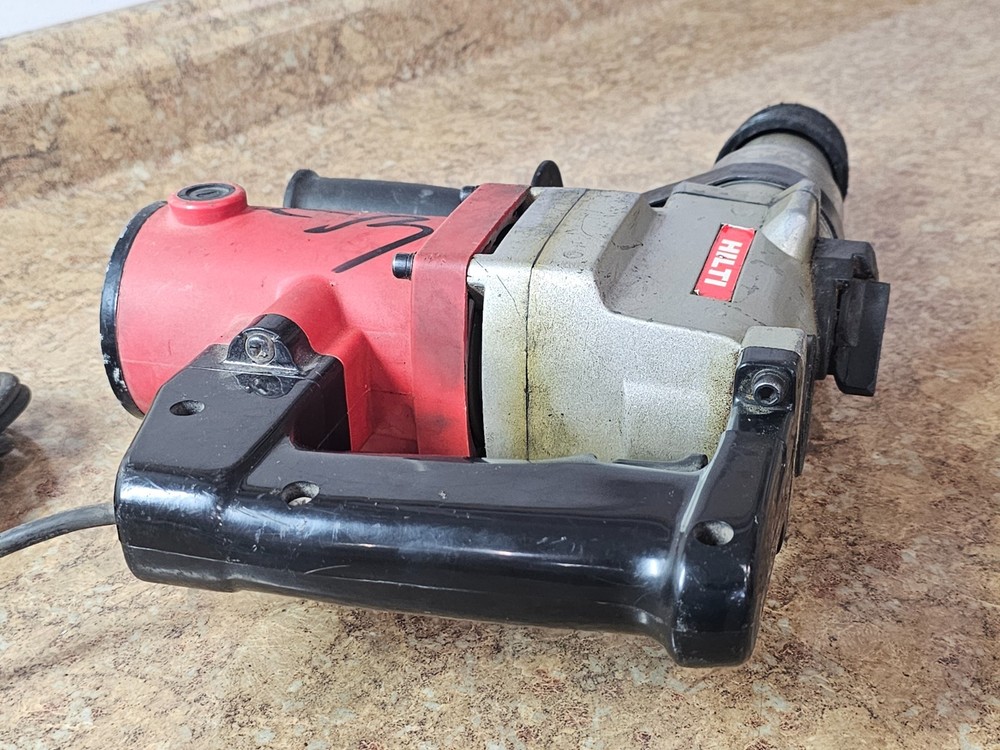 HILTI GS-CE-EMC Rotary Hammer Drill w/ Chisel Function Pre-owned w/ Case