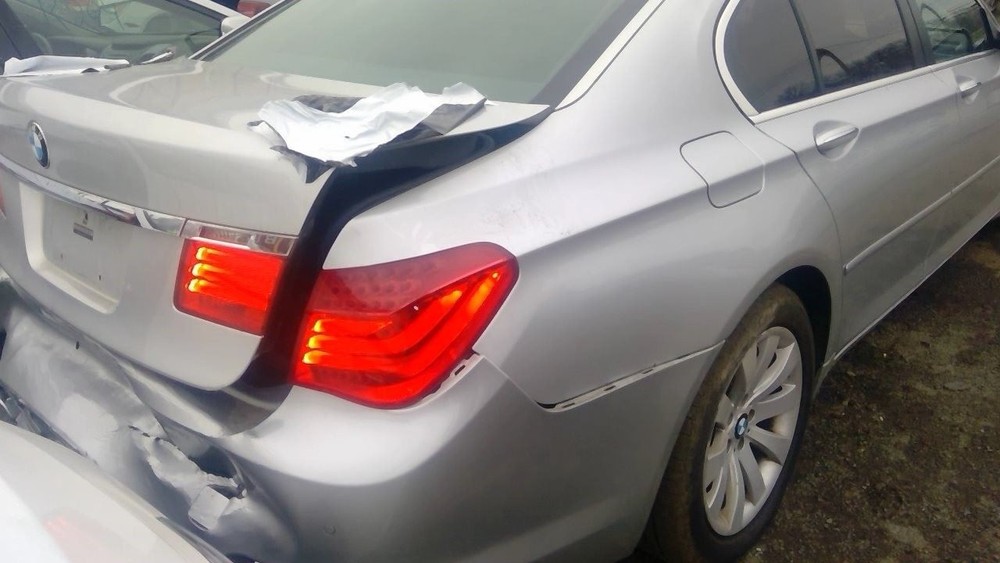 750I 2011 Air Shutter 1108403