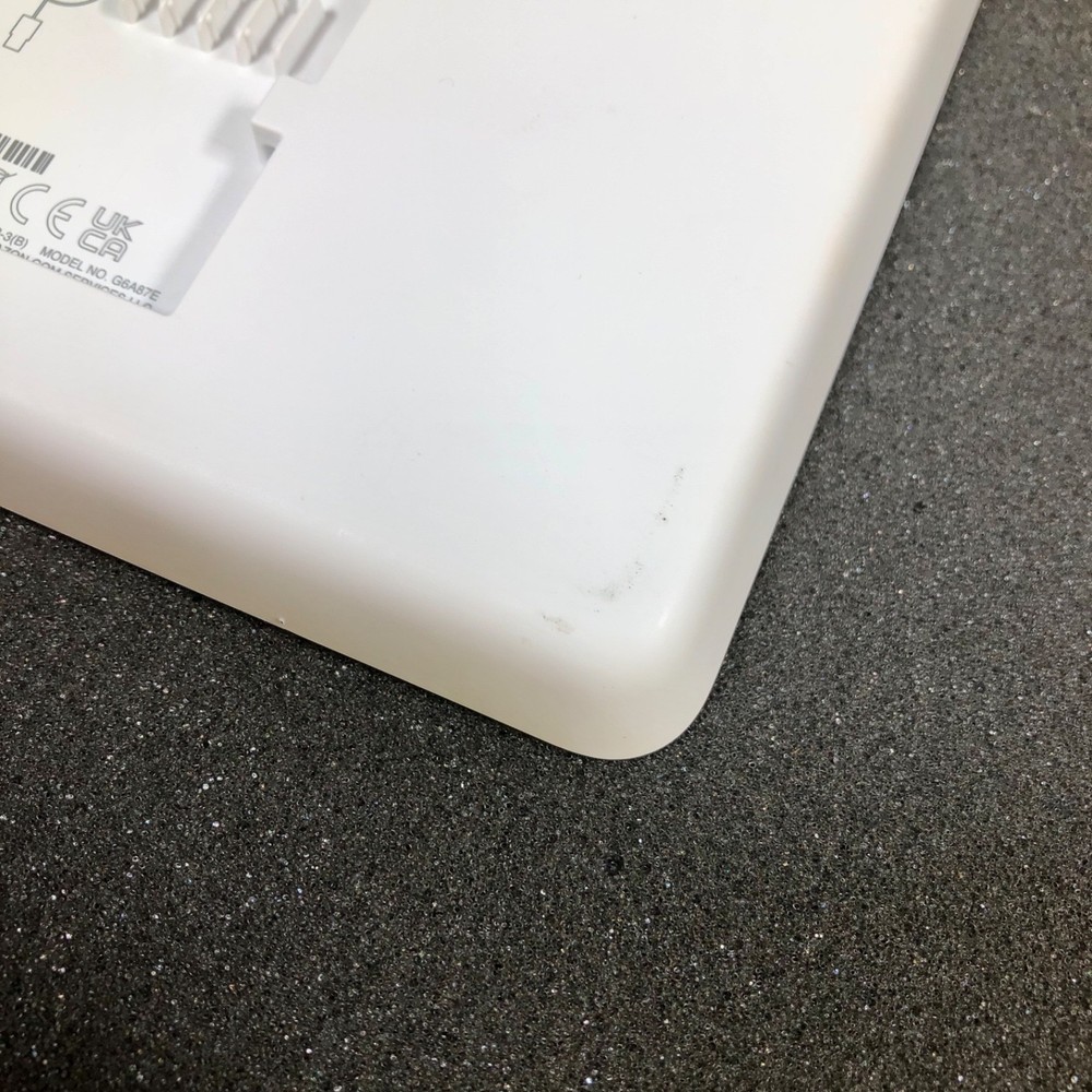 Amazon Echo Hub 8" Smart Home Control Panel with Alexa - White NO ACCESSORIES