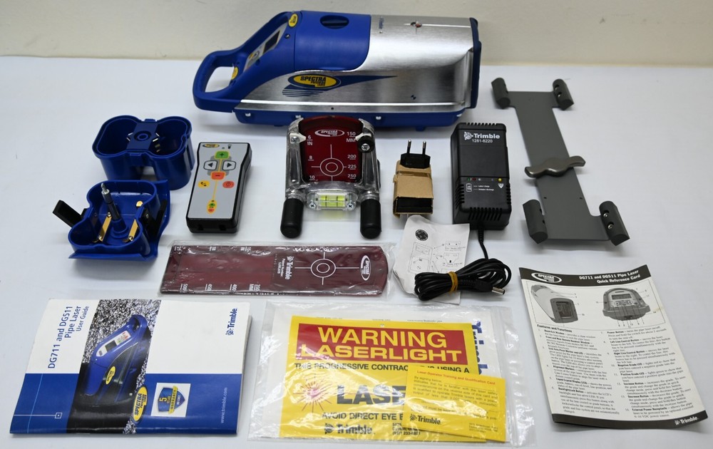 Spectra Trimble DG711 Precision Pipe Laser Kit