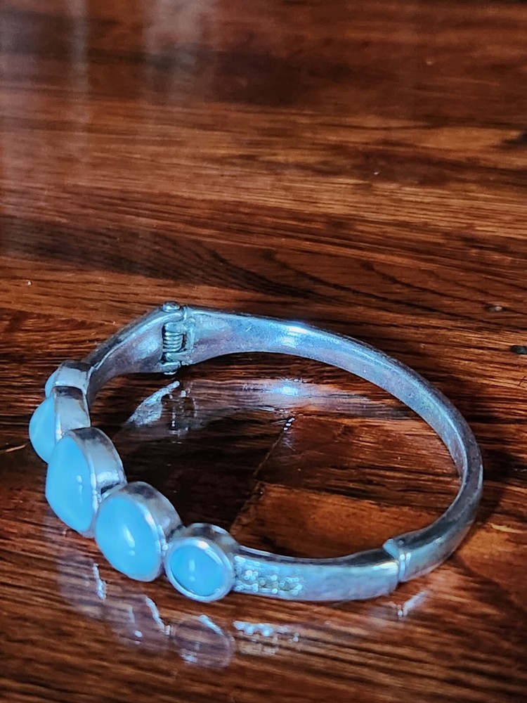 KC Signed Silvertone Bracelet Light Blue Glass Beads