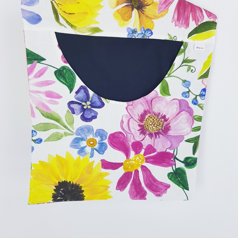 Peg Bag Handmade White Bright Floral Pattern Lined Laundry Clothes Peg Holder
